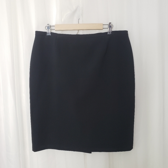 T Tahari Dresses & Skirts - T Tahari black skirt NWT size 14